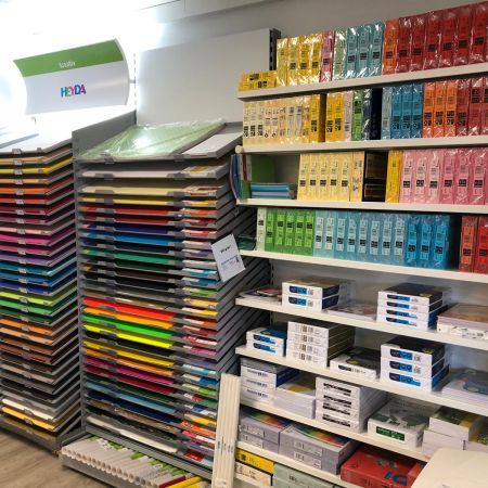 Schulbedarf und Bastelbedarf bei Heskamp in Messingen