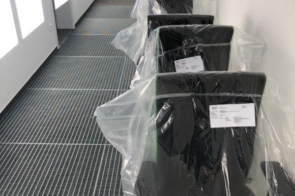 Lieferung Schreibtischstühle bei Heskamp in Messingen