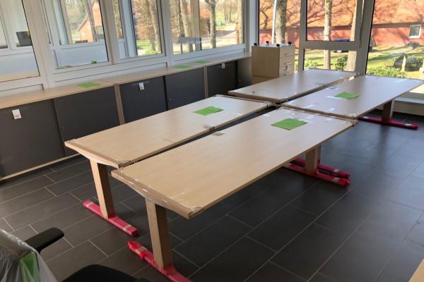 Lieferung Schreibtische Reinhard Heskamp in Messingen